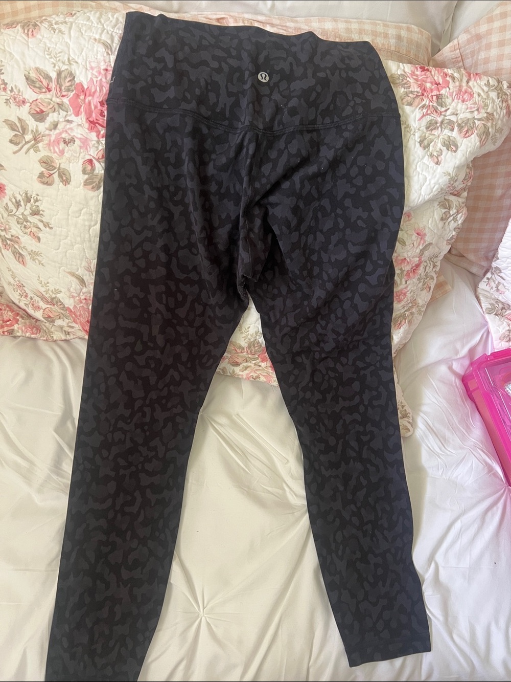 lululemon athletica Black Charcoal Leopard Print women Leggings